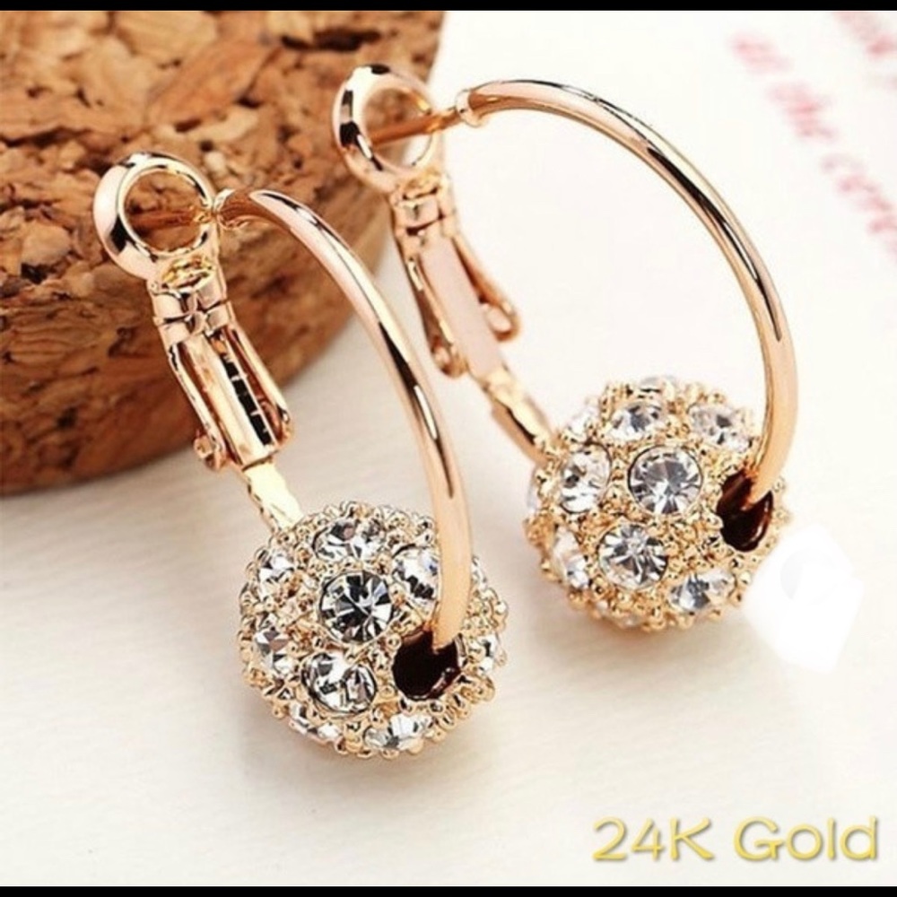 24 K Gold Plated And American Diamond Earring